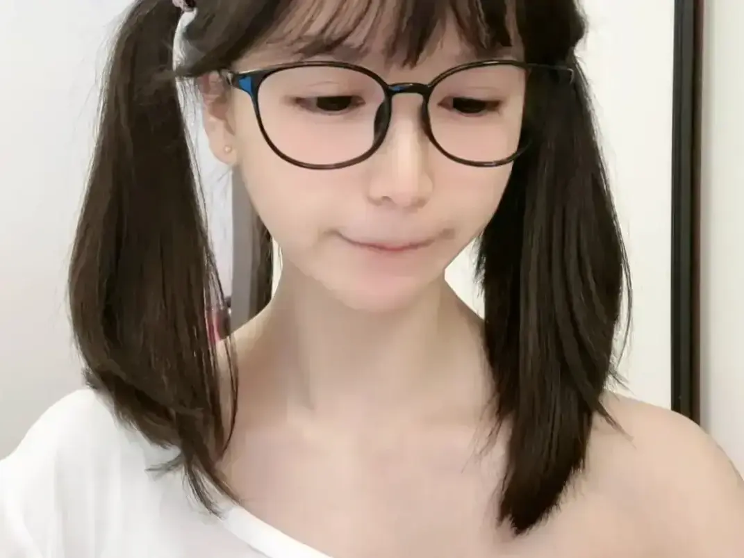 《萌小栖》相关资源图片
