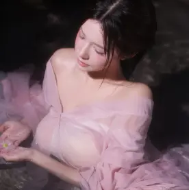 《贪婪的探监女孩》相关资源图片