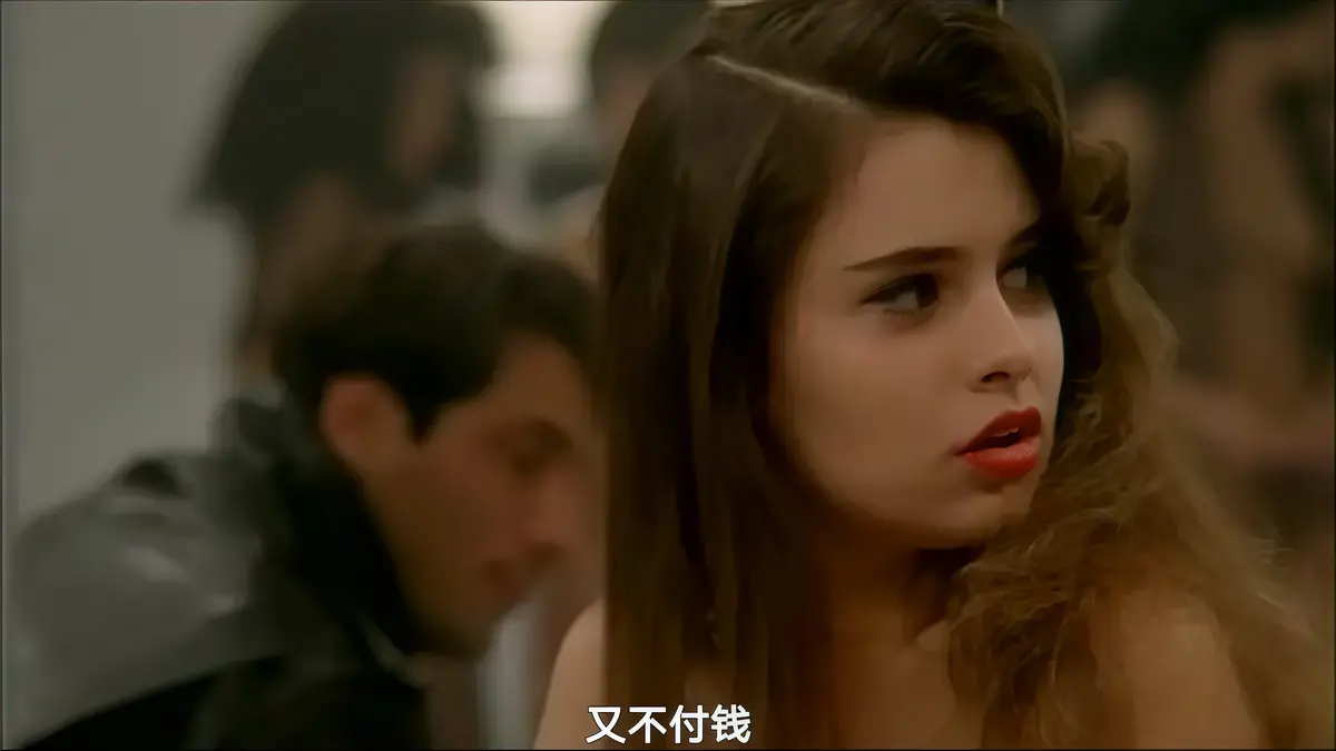 欧美剧情片《红辣椒》电影免费下载-丁导经典作品红辣椒1080P高清-一场打破现实与梦境边界的视觉盛宴