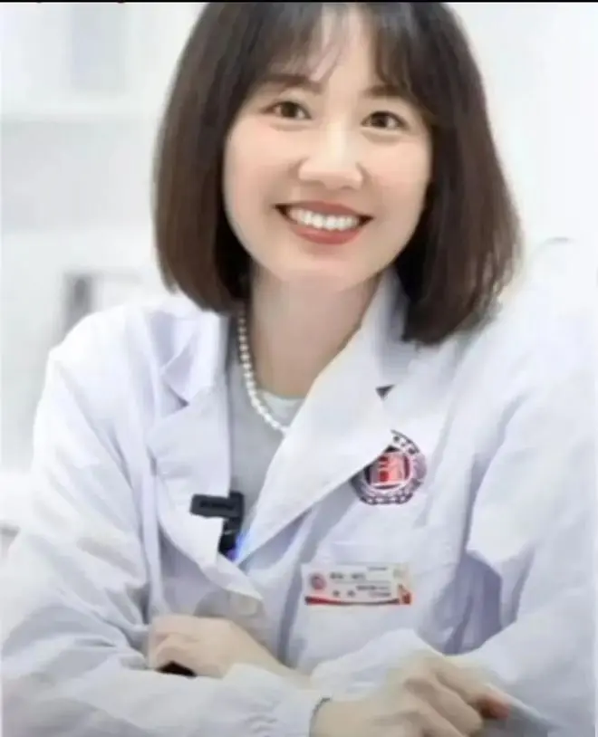 女医师17分钟完整视频流出-揭露湖南医界惊天秘闻-湖南人民医院曾琦祖雄兵不为人知的一面-高清完整版视频资源