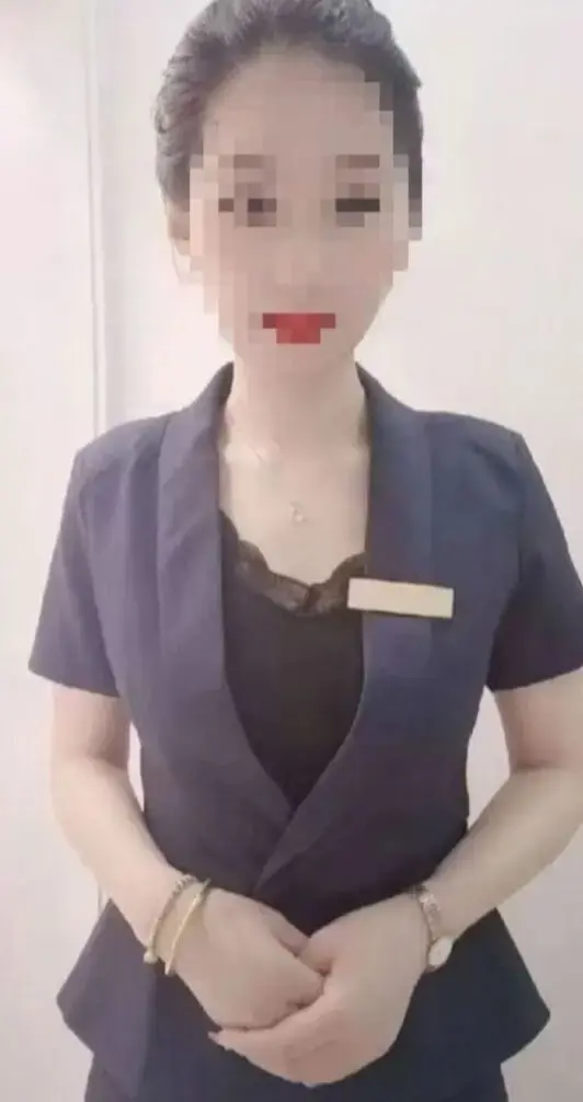 1080P高清版《响水金店服务员付婷婷》完整视频-响水爱琴海事件超清资源-免费下载观看