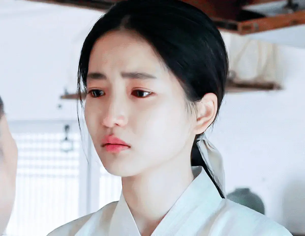 《小姐》1080P蓝光中字高清版免费看-韩国剧情片HD韩语中字完整版-小姐限制级无删减在线播放