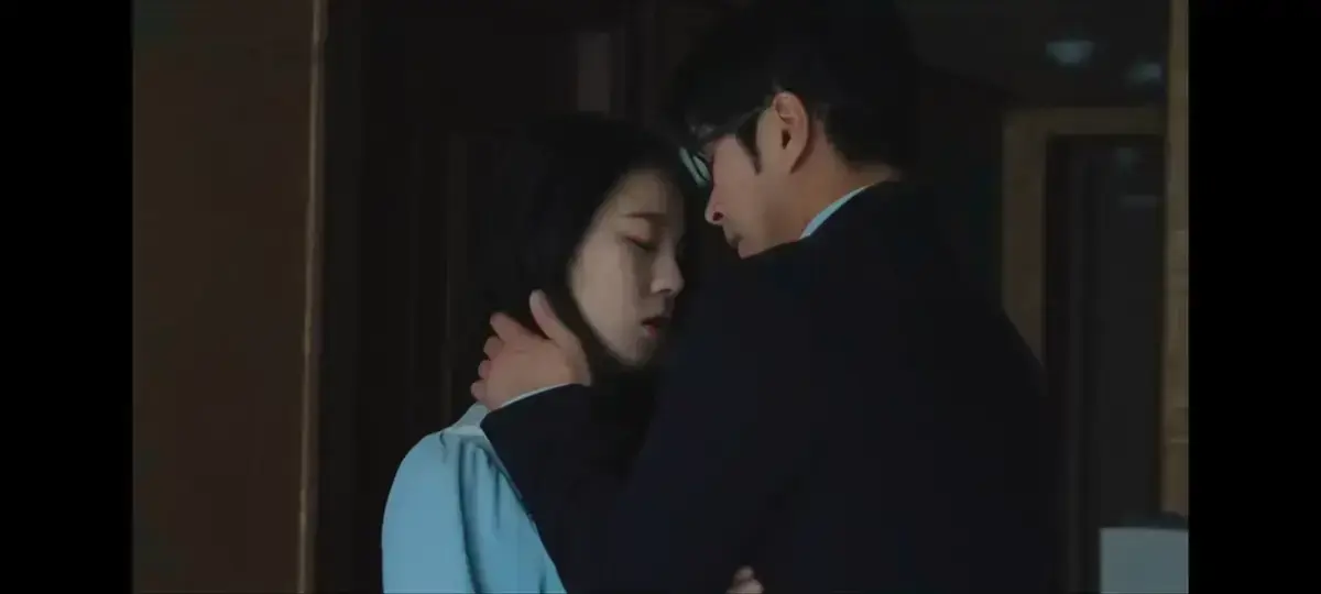 日韩伦理电影《我丈夫的礼物》4K高清未删减全集，《我丈夫的礼物》中文字幕蓝光版免费在线看，无广告网盘观看极速畅享，礼物背后层层剥开悬念丛生！